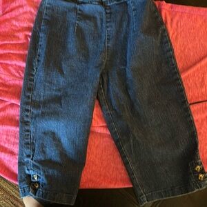 Croft & Barrow Petite Jean Capri